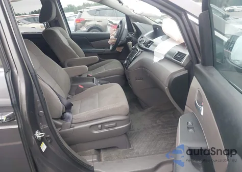 2016 Honda Odyssey Se из США, поврежденный, VIN 5FNRL5H3XGB040186